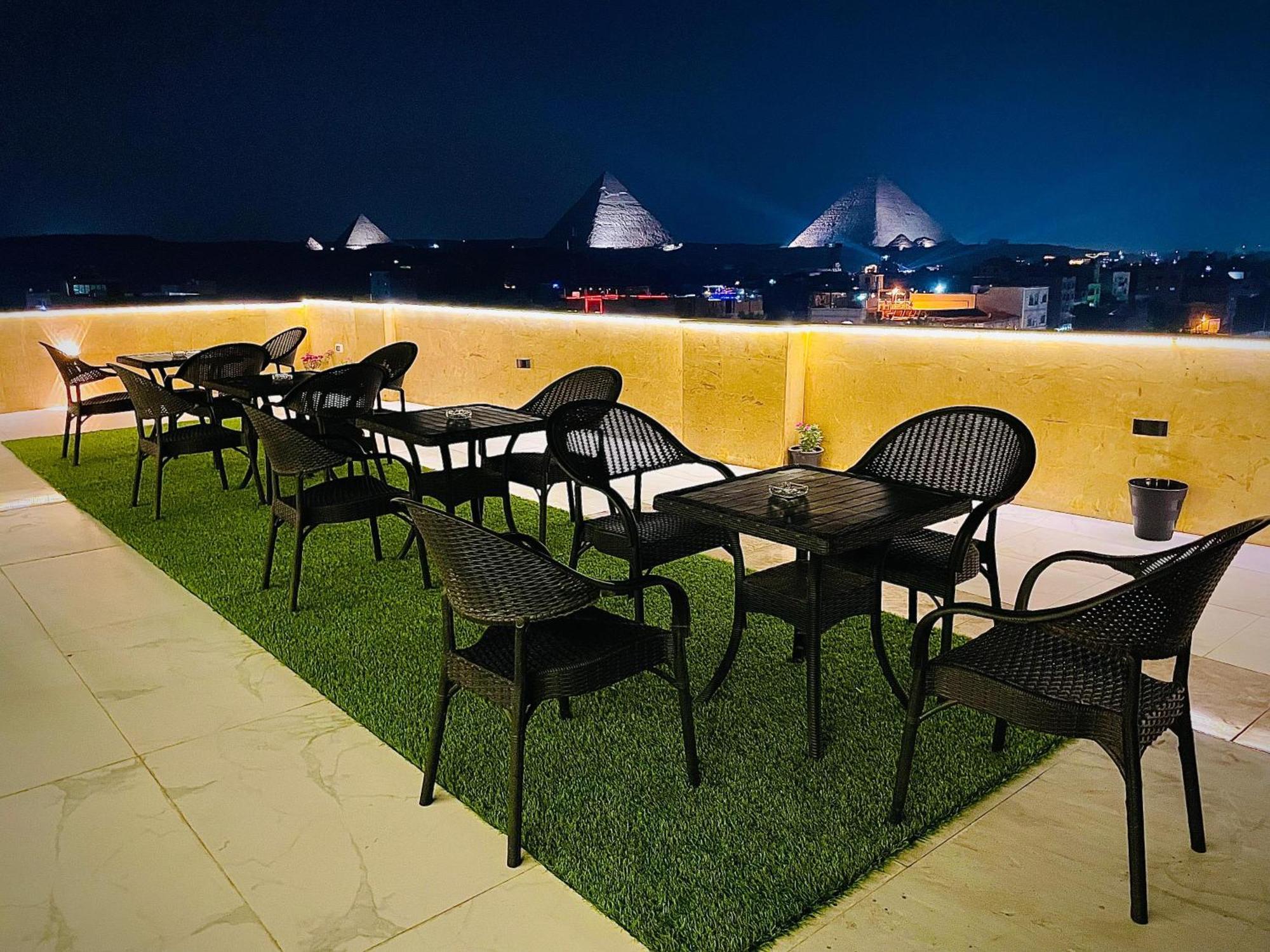 Palm Pyramids View Inn Kafrat al Jabal Bagian luar foto