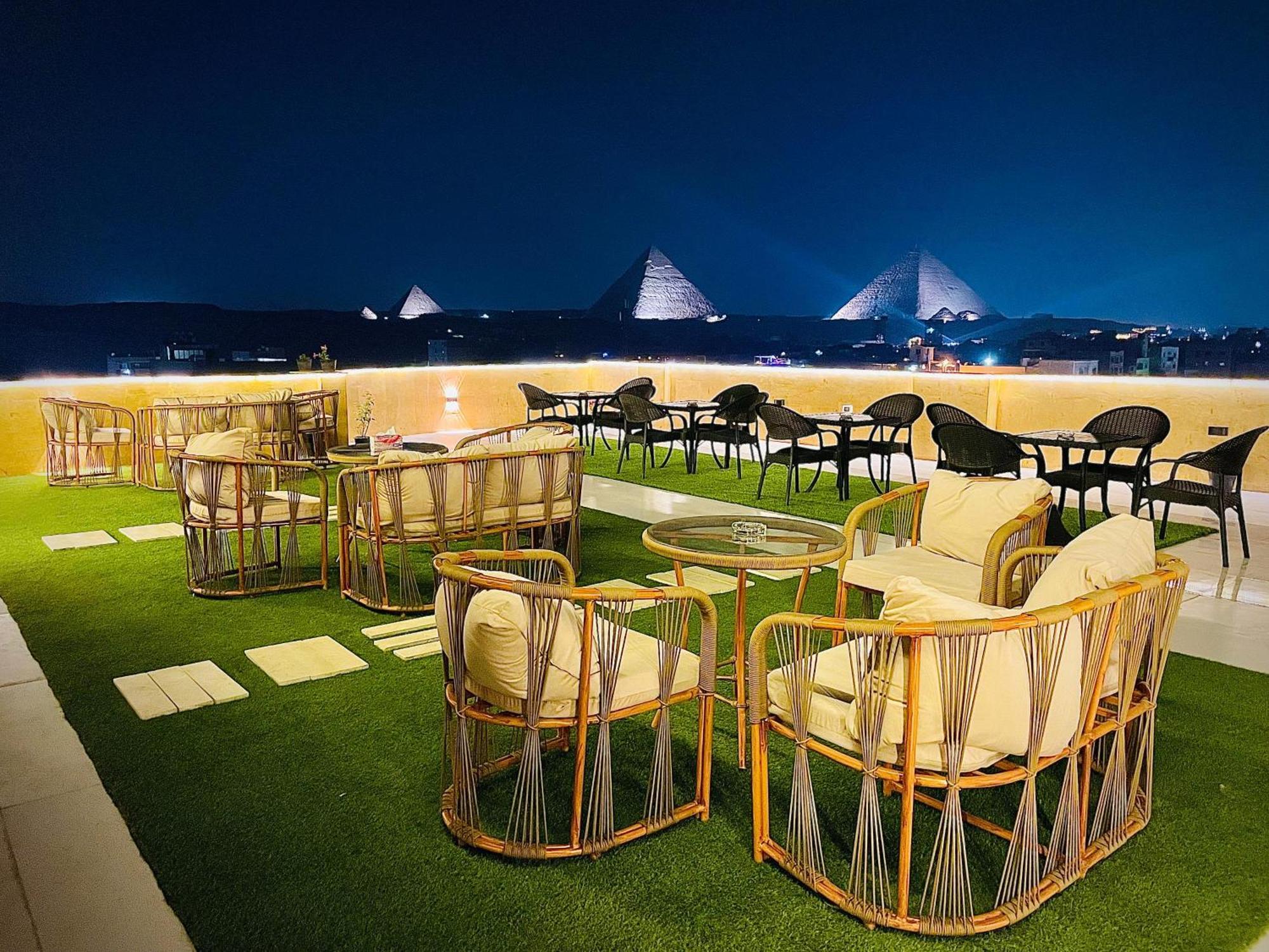 Palm Pyramids View Inn Kafrat al Jabal Bagian luar foto